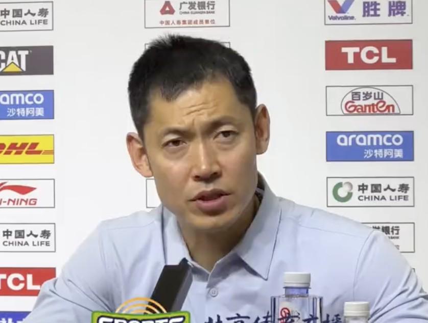 MK体育-张庆鹏：球队需要更多老将站出来，不要在困难的时候摇头放弃